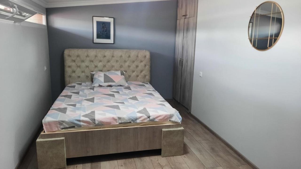 Victoria Guesthouse كوتايسي المظهر الخارجي الصورة